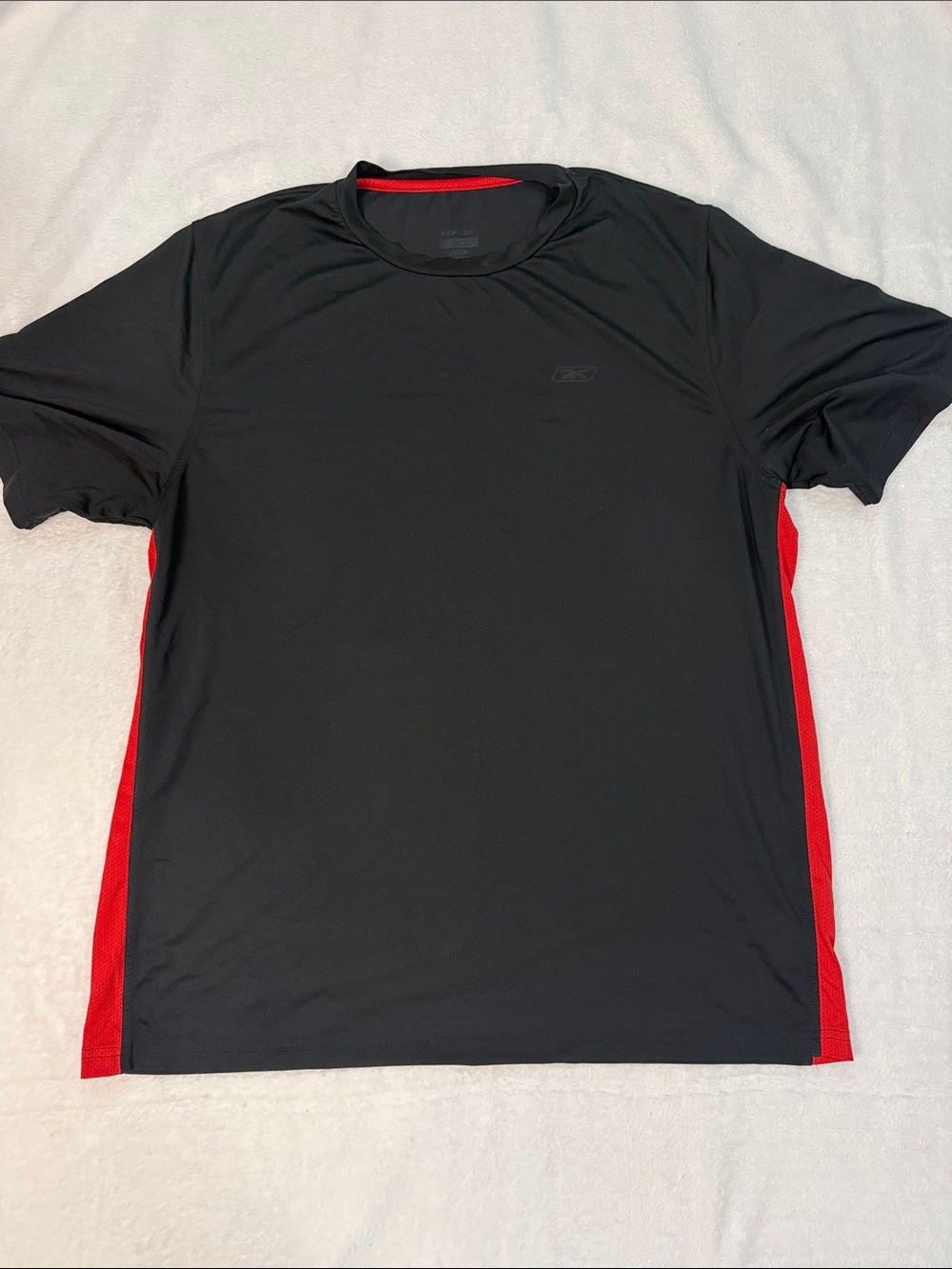 Reebok Black Short-Sleeve Athletic Tee with Red Side Panels